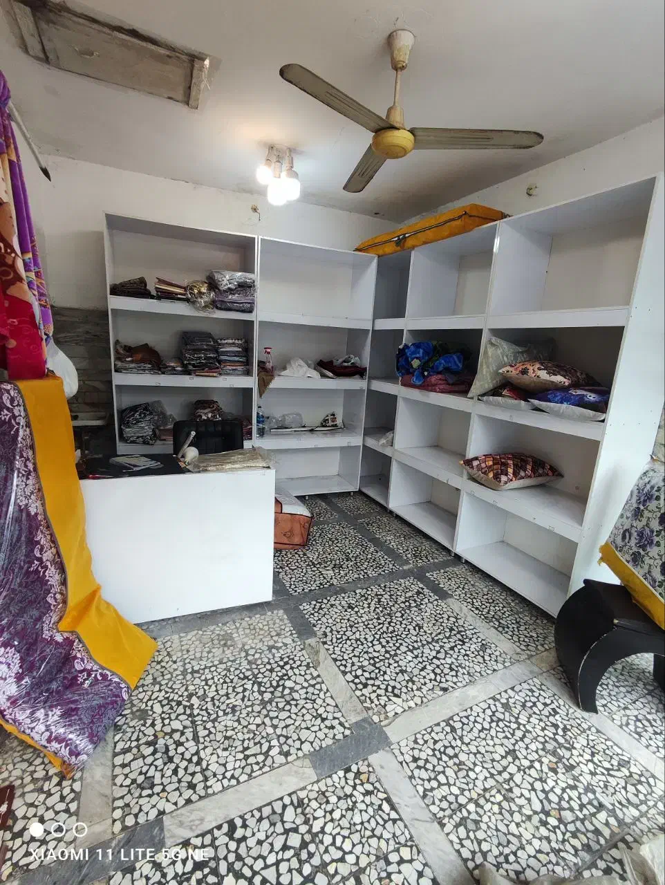 قفسه و دکور مناسب کالای خواب و پارچه فروشی و انواع|فروشگاه و مغازه|رشت, آتشگاه|دیوار