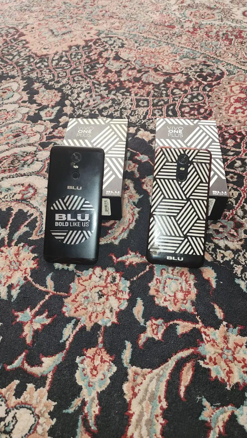 دو عدد گوشی آمریکایی اصل بلو ویوا وان پلاس|موبایل|مشهد, شهرک مهر آباد|دیوار