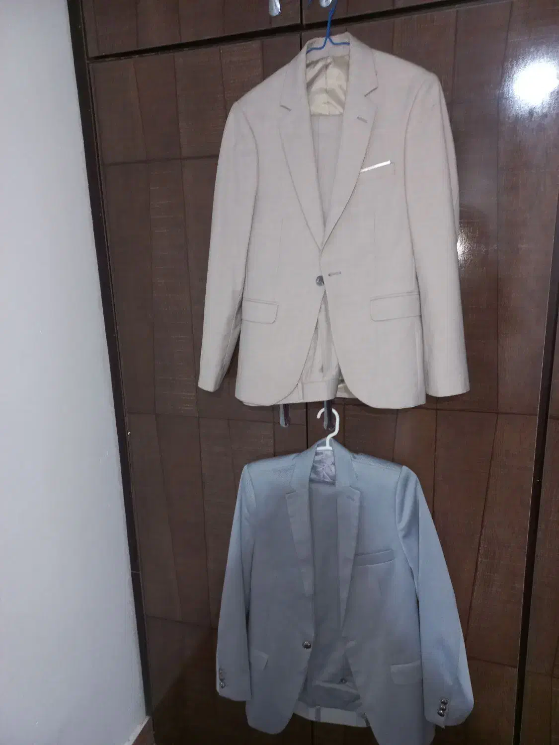 تعدادی کت تک جلیقه وکت وشلوار همراه باکراوات|لباس|بندرعباس, |دیوار