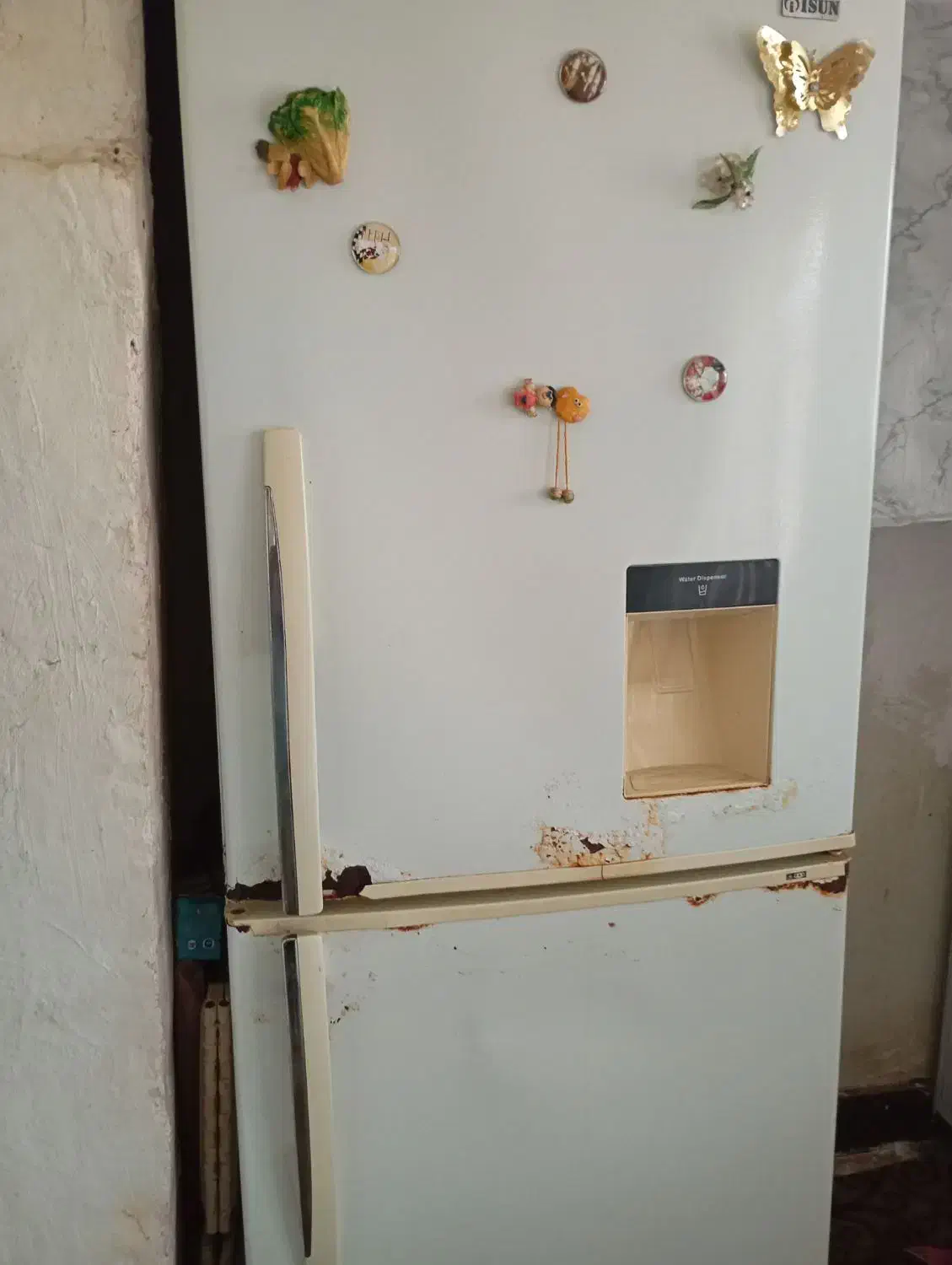 تعمیرات تخصصی انواع یخچال در منزل|خدمات پیشه و مهارت|بروجرد, |دیوار