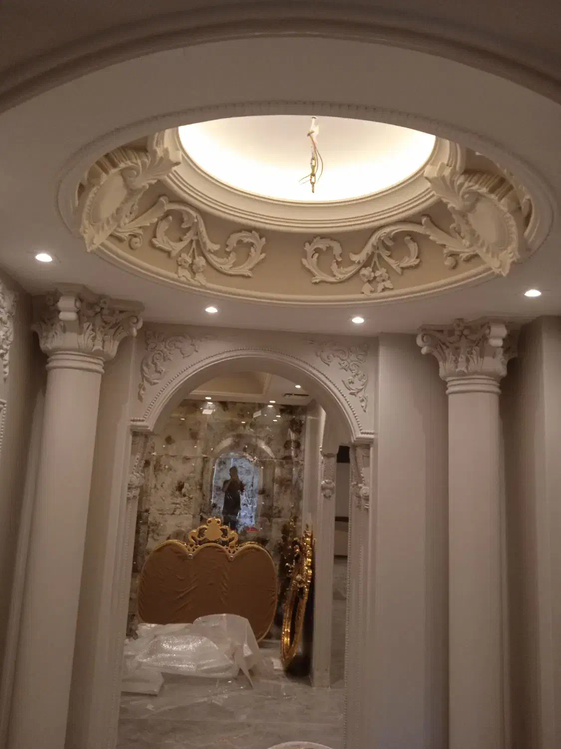 نیازمند بنا و کارگر روزمزد گچکاری|استخدام معماری، عمران و ساختمانی|تبریز, |دیوار