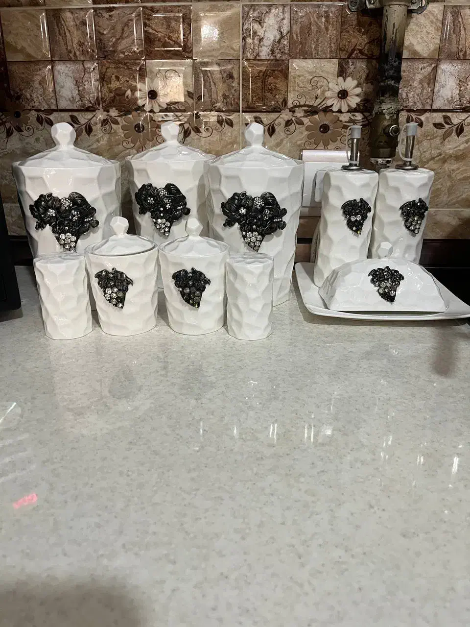 پاسماوری درحدنو|ظروف نگهدارنده، پلاستیکی، یک‌بارمصرف|قائم‌شهر, |دیوار