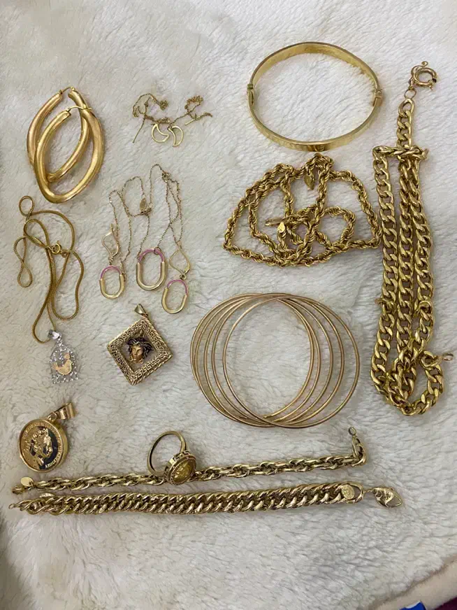 فروش طلاهای نو ۳۰۰ بالای تابلو|جواهرات|بوشهر, |دیوار