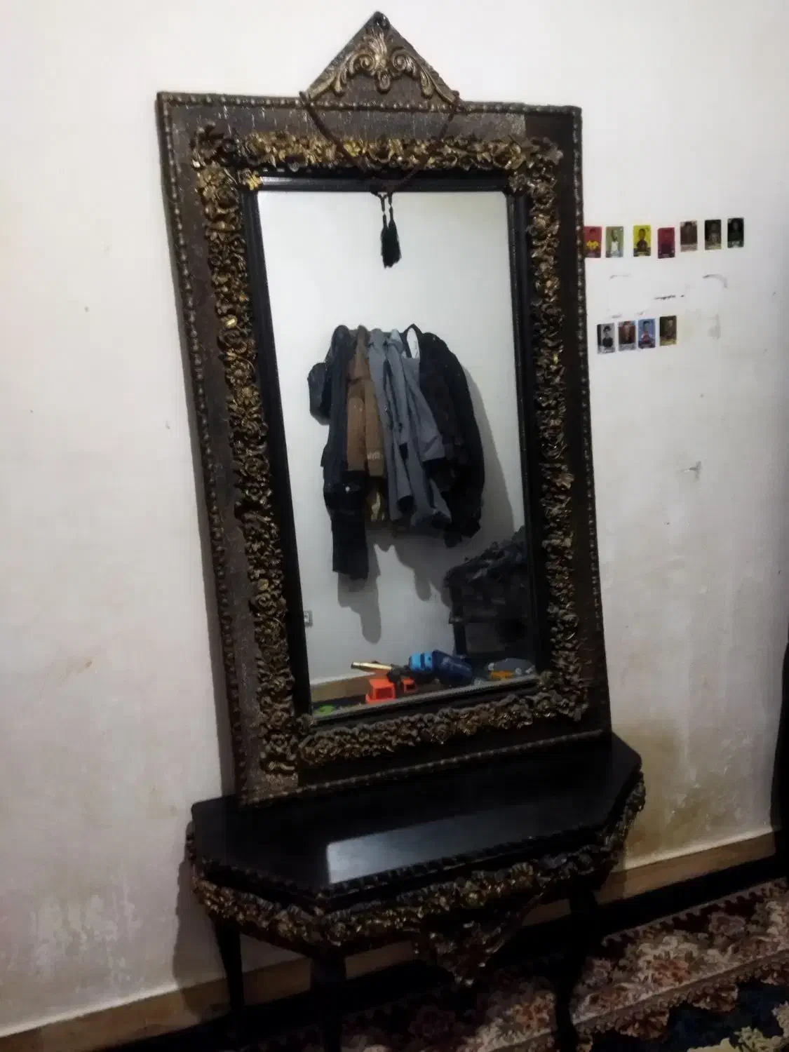 تعدادی لوازم خانگی .فرش.آینه شمدان.زیرتلویزونی|فرش|کرمانشاه, |دیوار