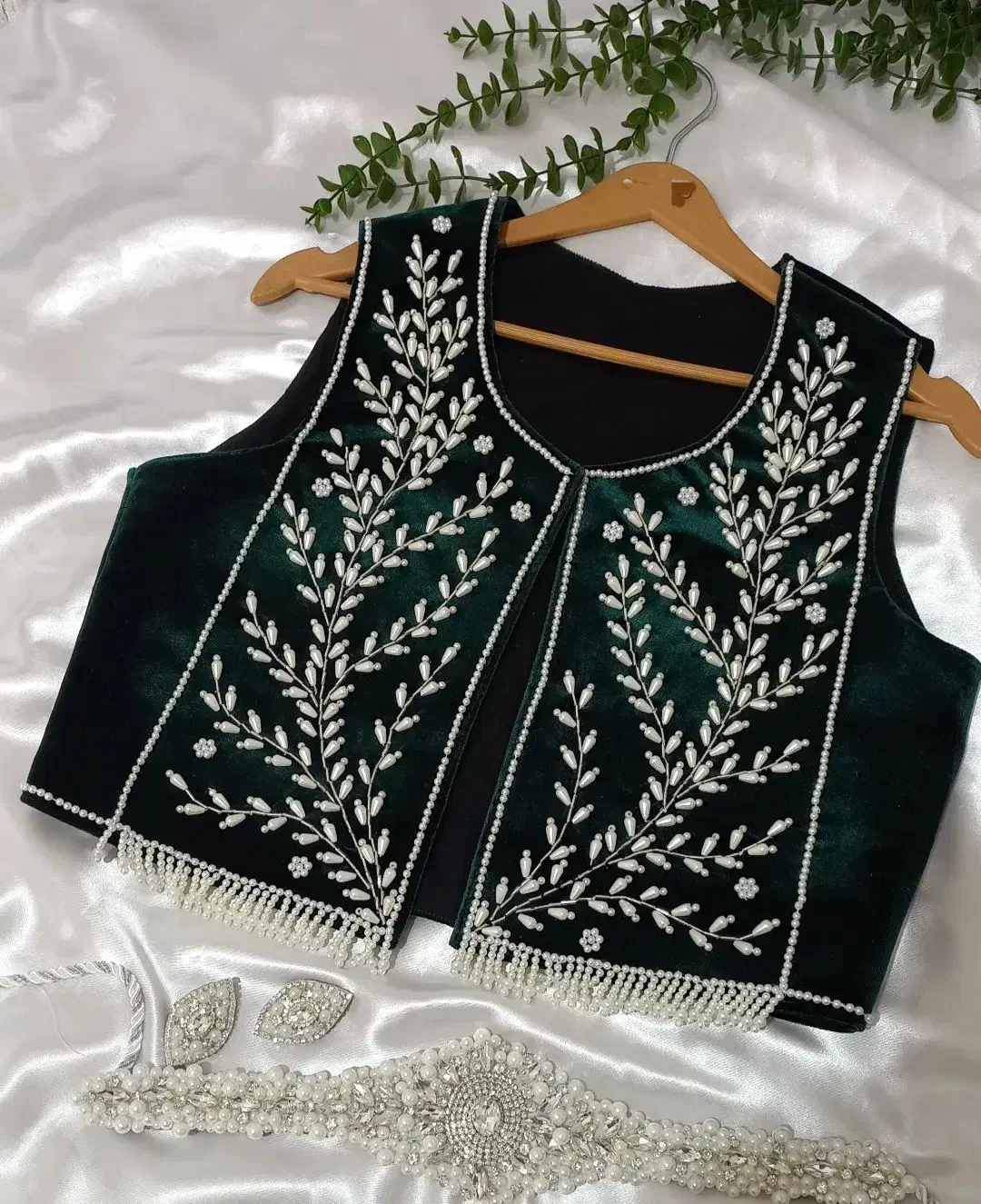 سخمه های جواهردوزی|لباس|نهاوند, |دیوار