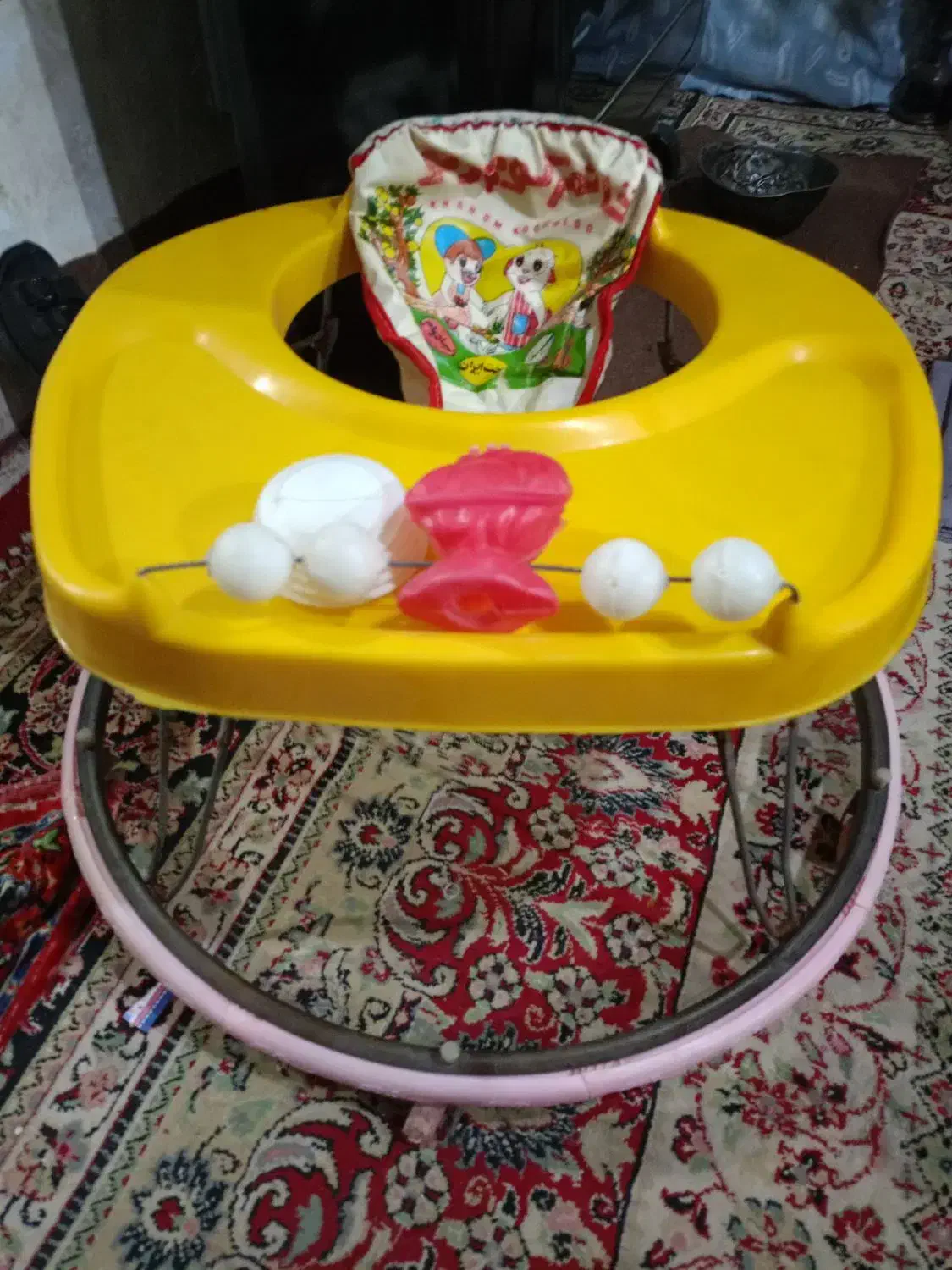 روروک سالم هست|کالسکه و لوازم جانبی|تربت جام, میان جام|دیوار