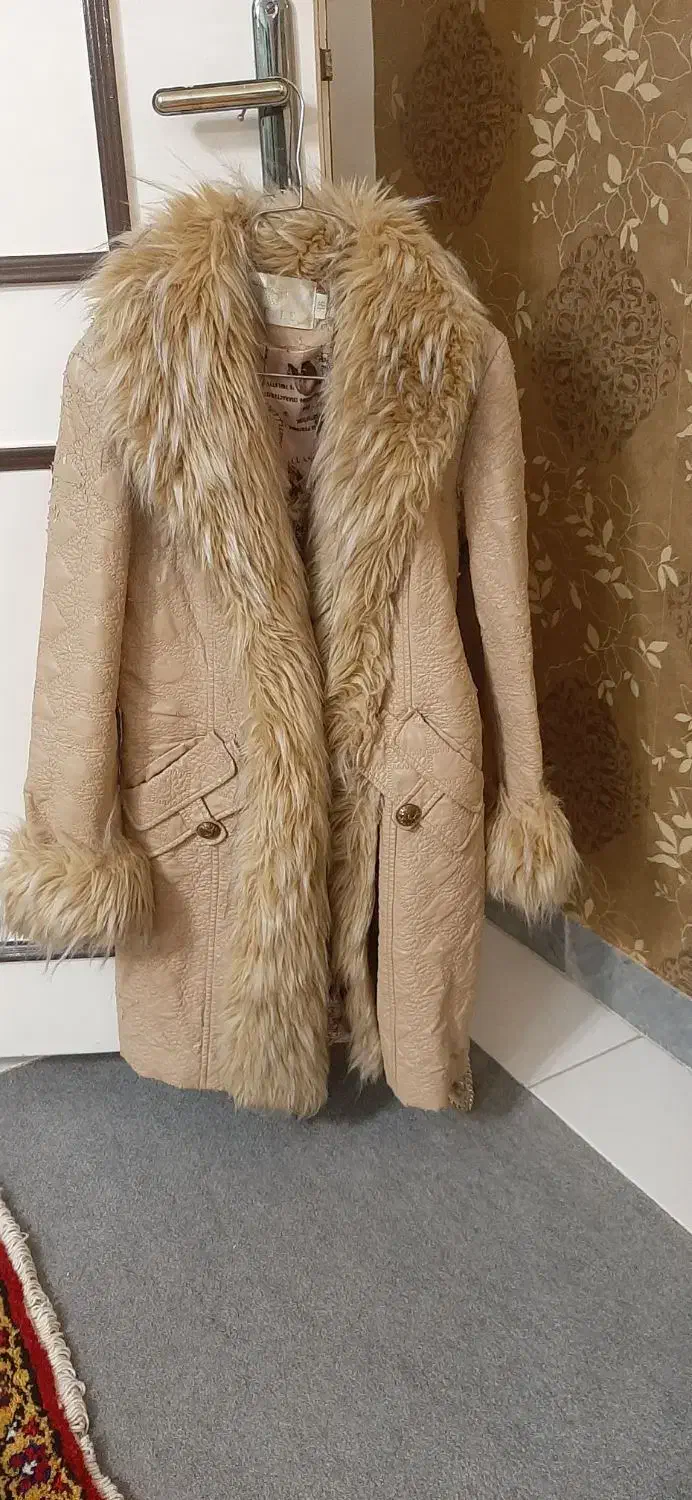 لباس درحدنو|لباس|تبریز, |دیوار