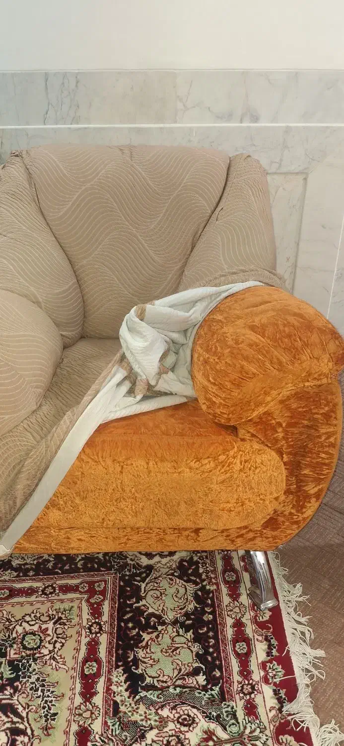 مبل|مبلمان خانگی و میز عسلی|لنجان, |دیوار