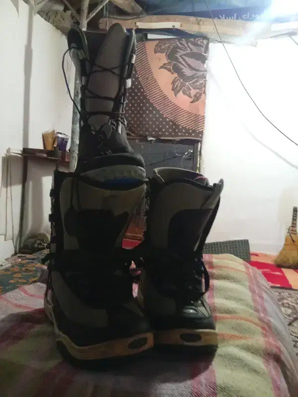 کفش  کهنوردی|ورزش‌های زمستانی|رباط‌کریم, رباط‌کریم|دیوار