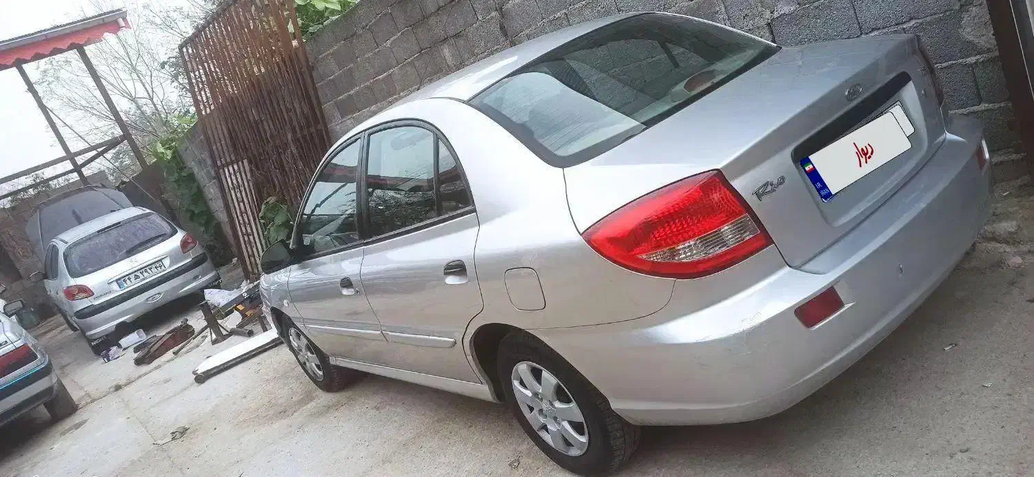 ریو ۸۸ بی رنگ سالم کم کار|خودرو سواری و وانت|رشت, آب و برق|دیوار