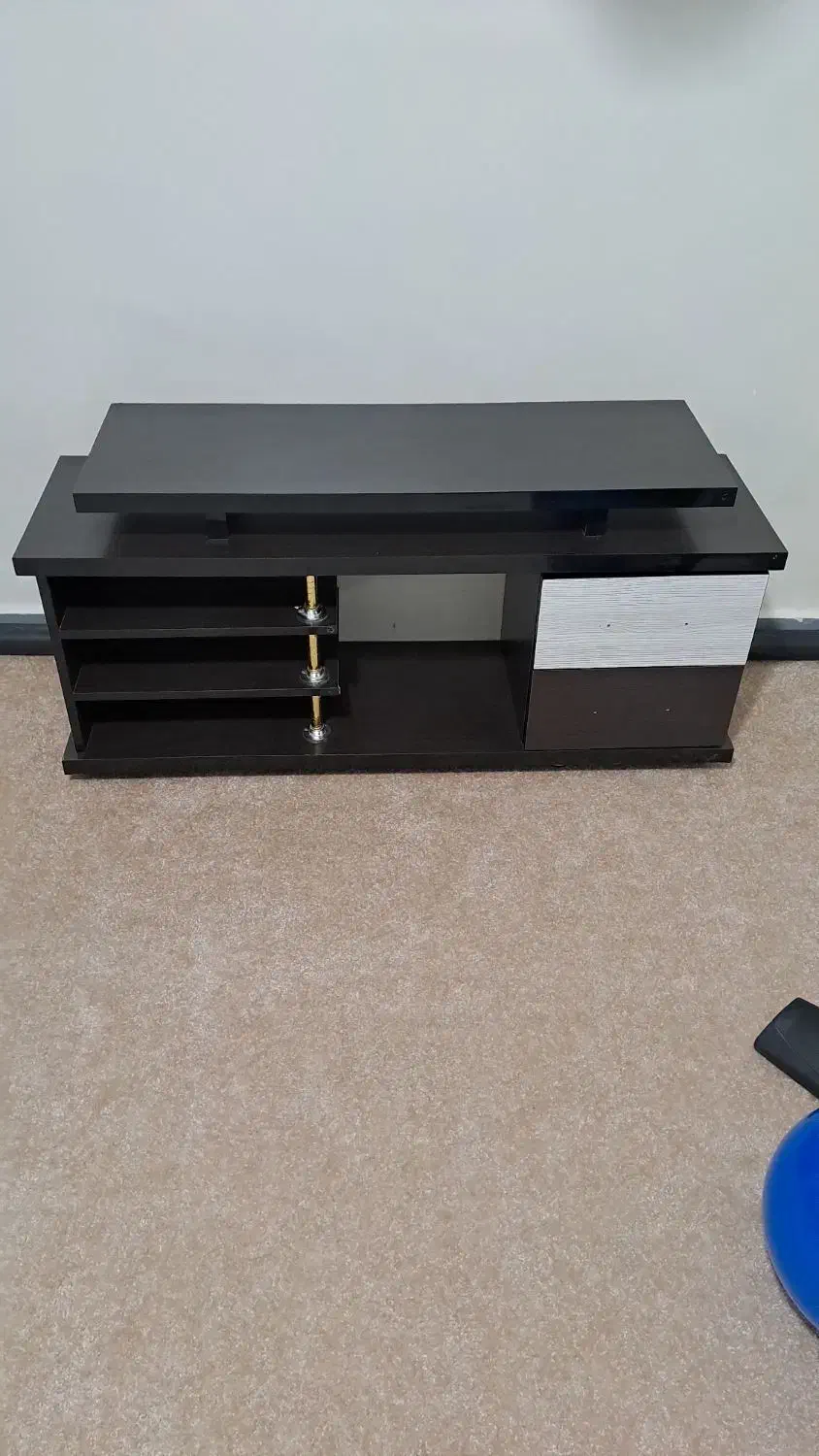 میز زیرتلوزیون|میز تلویزیون|فولادشهر, B7|دیوار