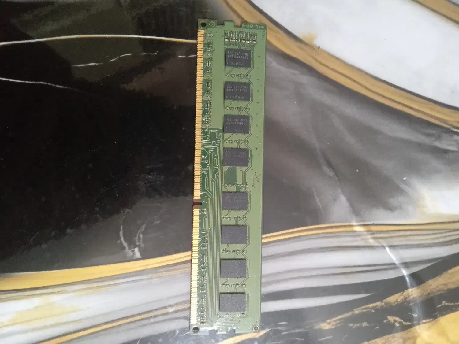 رم کامپیوتر 4 گیگ DDR3 مدل کینگستون|قطعات و لوازم جانبی رایانه|اهواز, رسالت|دیوار