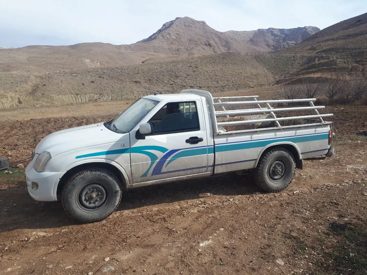 وانت پادرا مدل ۹۵ بدون رنگ بدون اتاق|خودرو سواری و وانت|نیشابور, بار|دیوار