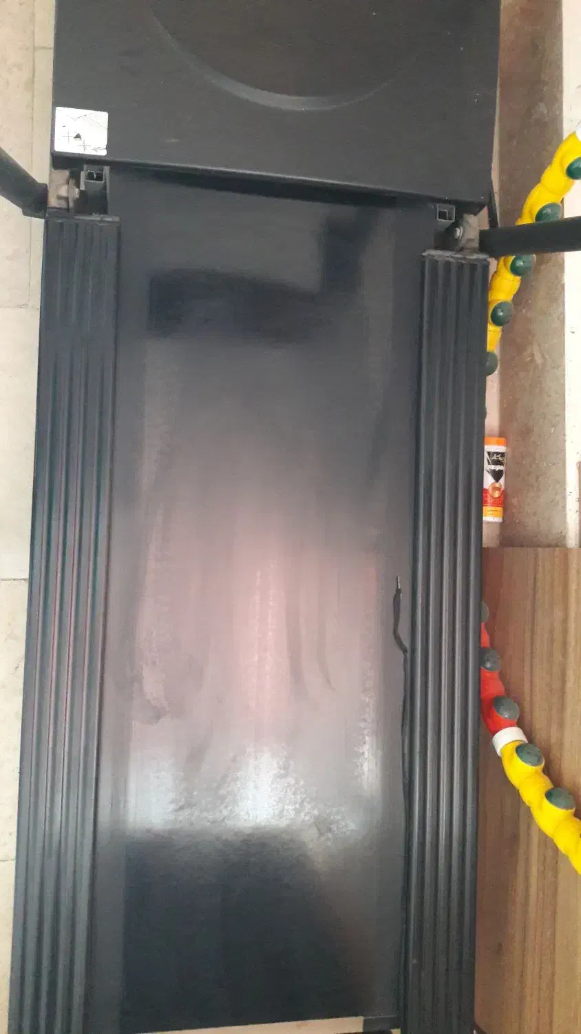 تردمیل کارکرده سالم فقدبه تسمه نیازداره|تجهیزات ورزشی|رشت, حومه رشت|دیوار