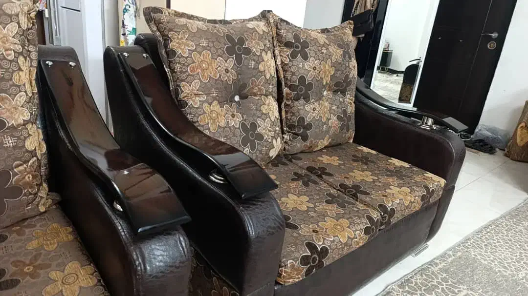 مبل 7نفره|مبلمان خانگی و میز عسلی|شیراز, درکی|دیوار