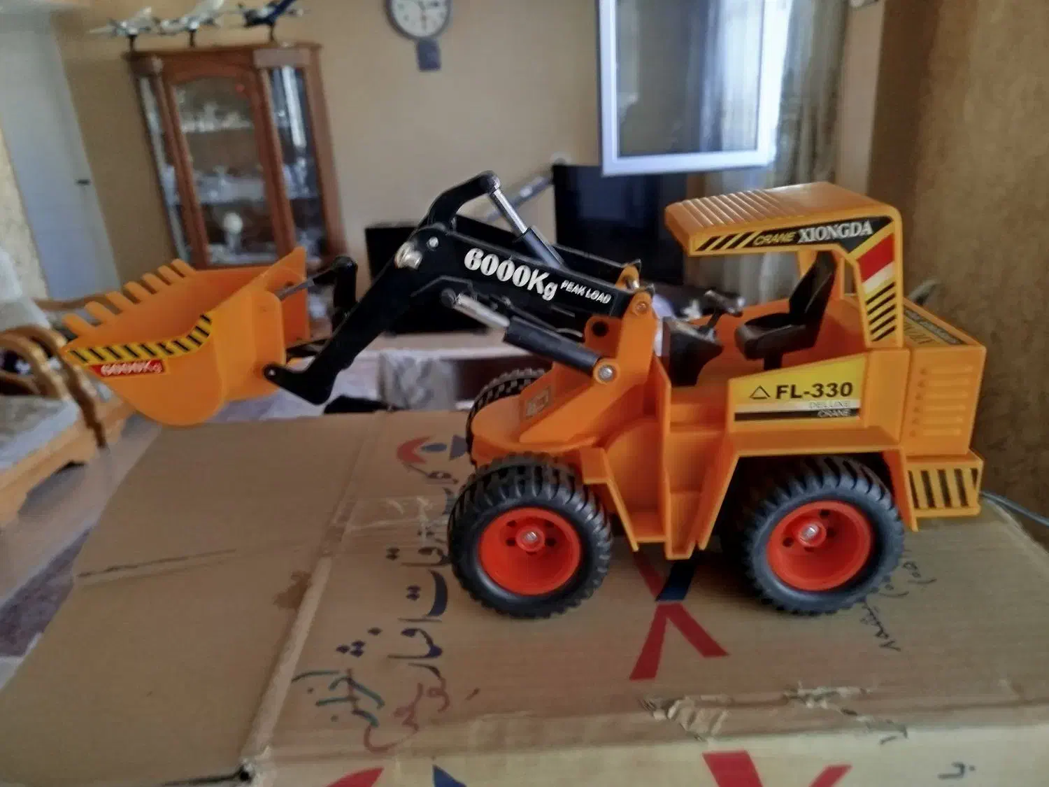 اسباب بازیماشین وخاکبردار|اسباب‌بازی بچه|شادمهر, |دیوار