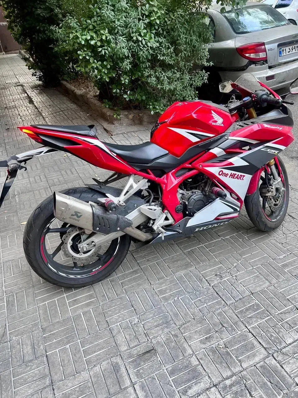 CBR 250|موتورسیکلت|تهران, سعادت‌آباد|دیوار