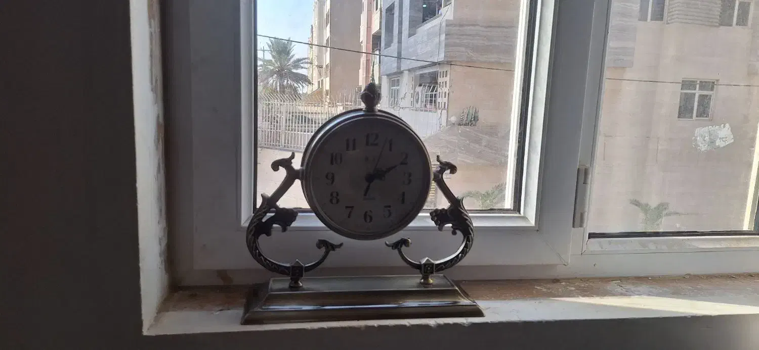 ساعت رومیزی فلزی سنگین|ساعت دیواری و تزئینی|اهواز, کمپلو شمالی|دیوار