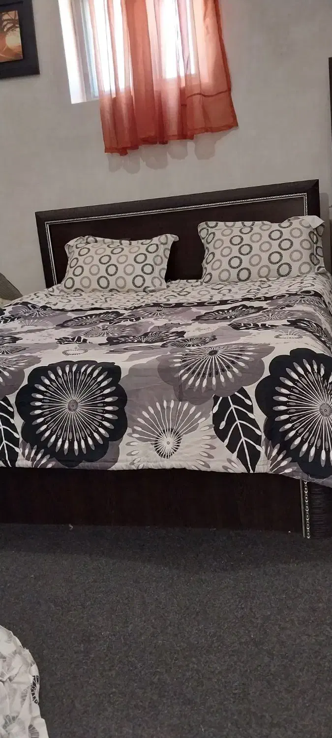 روتخت خواب|رختخواب، بالش، پتو|شیراز, شهرک قمشه|دیوار