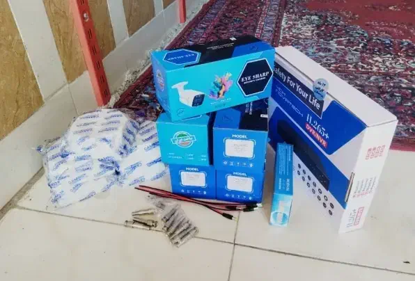 دوربین مداربسته ضدآب دید شب رنگی نصب زیر یک ساعت|دوربین مداربسته|اصفهان, خواجو|دیوار