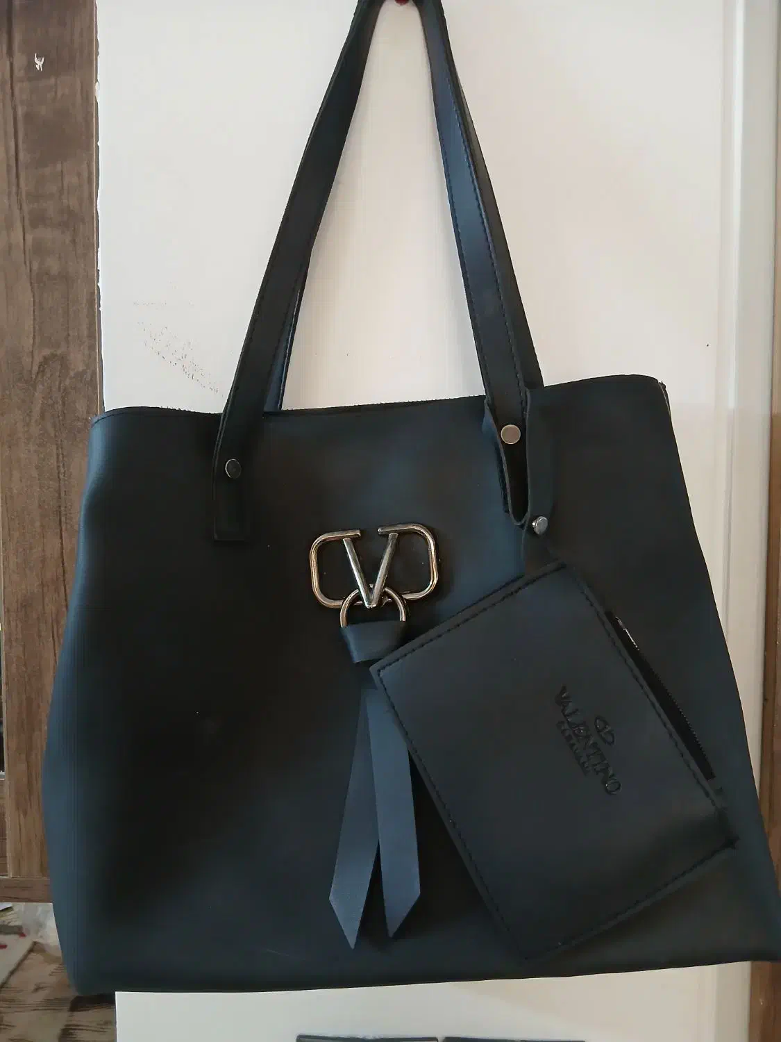 چند تا کیف دوشی و دستی زنانه و دخترانه، در حد نو.|کیف، کفش، کمربند|دماوند, گیلاوند|دیوار