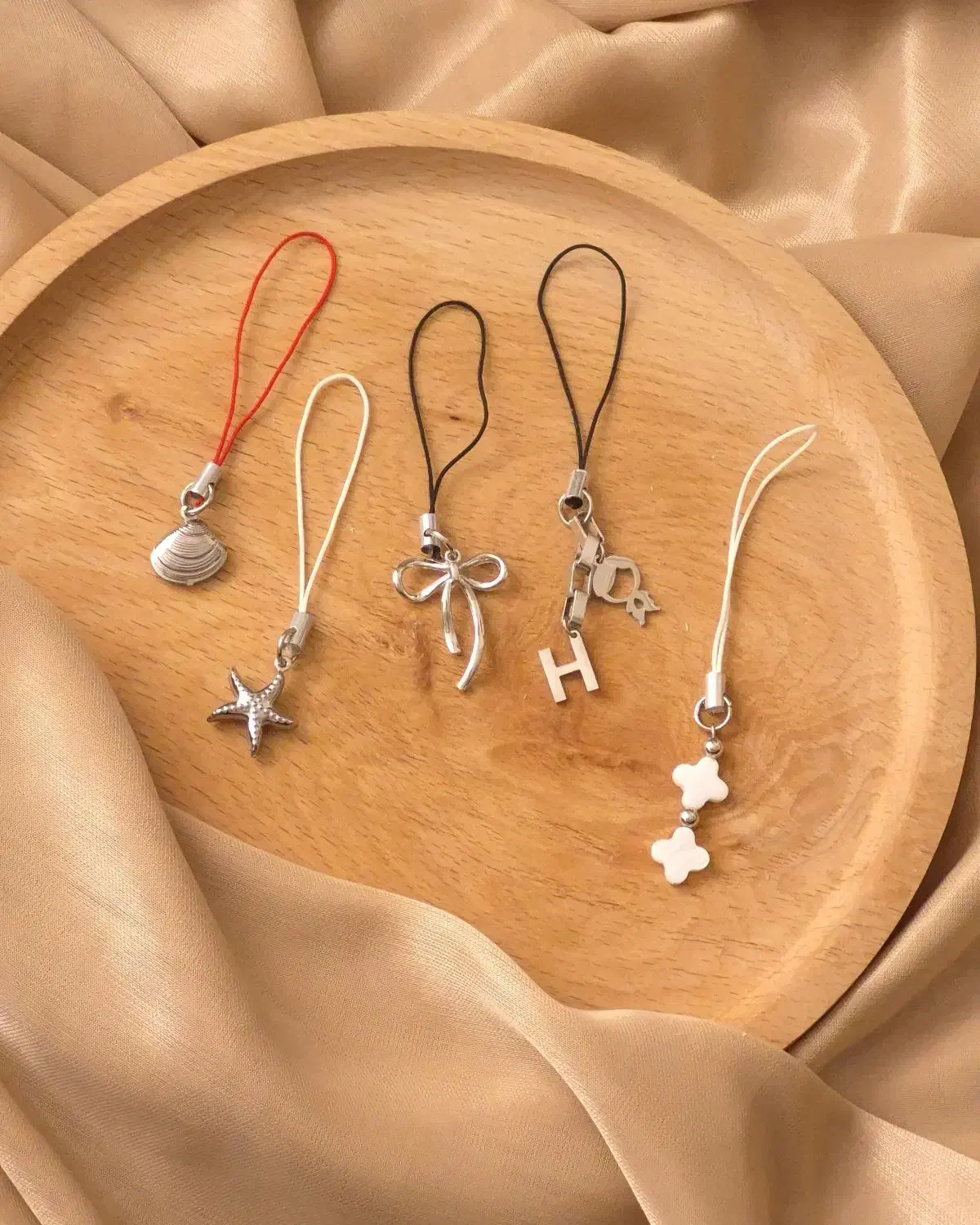 آویز تلفن همراه|لوازم جانبی موبایل و تبلت|قم, انسجام|دیوار