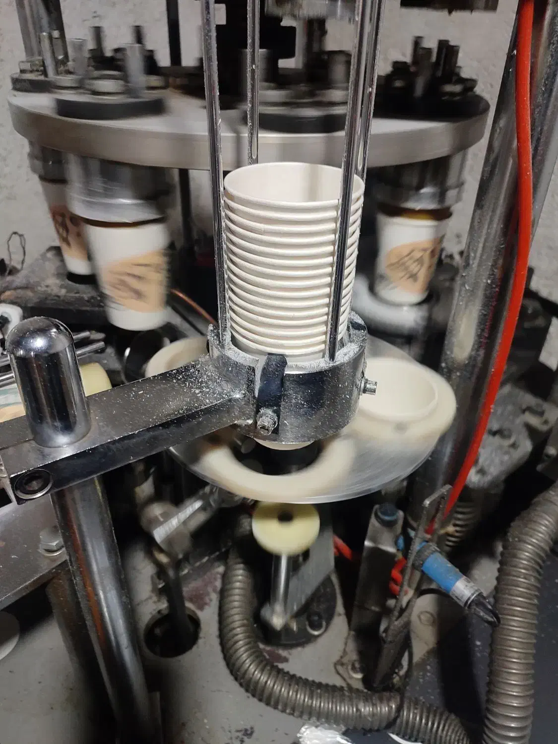 لیوان کاغذی|ظروف نگهدارنده، پلاستیکی، یکبارمصرف|احمدآبادمستوفی, |دیوار