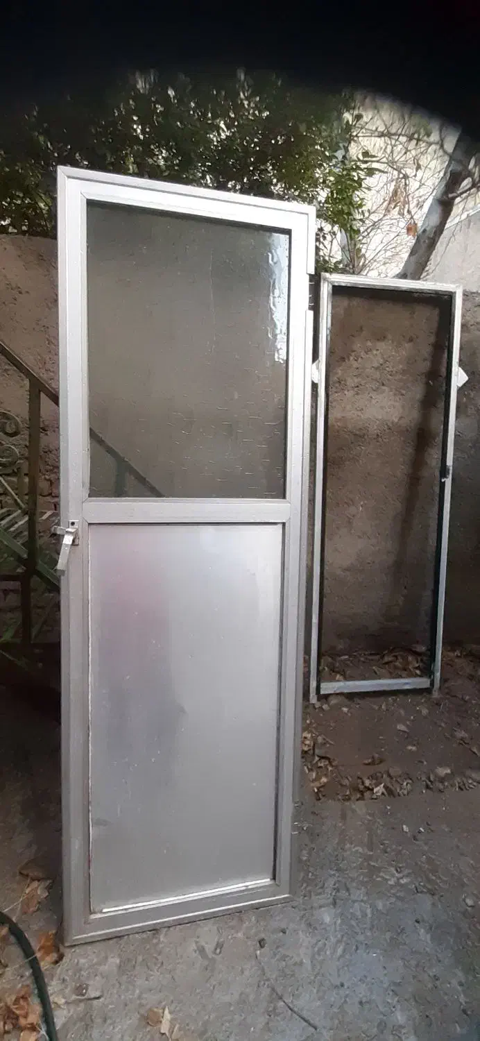 درب|مصالح و تجهیزات ساختمان|مشکیندشت, |دیوار