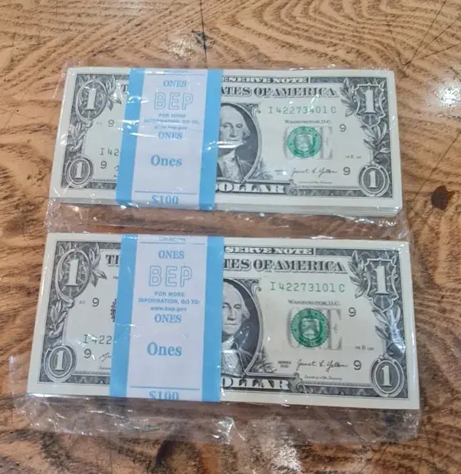 اسکناس کلکسیونی|کلکسیون سکه، تمبر، اسکناس|جهرم, |دیوار