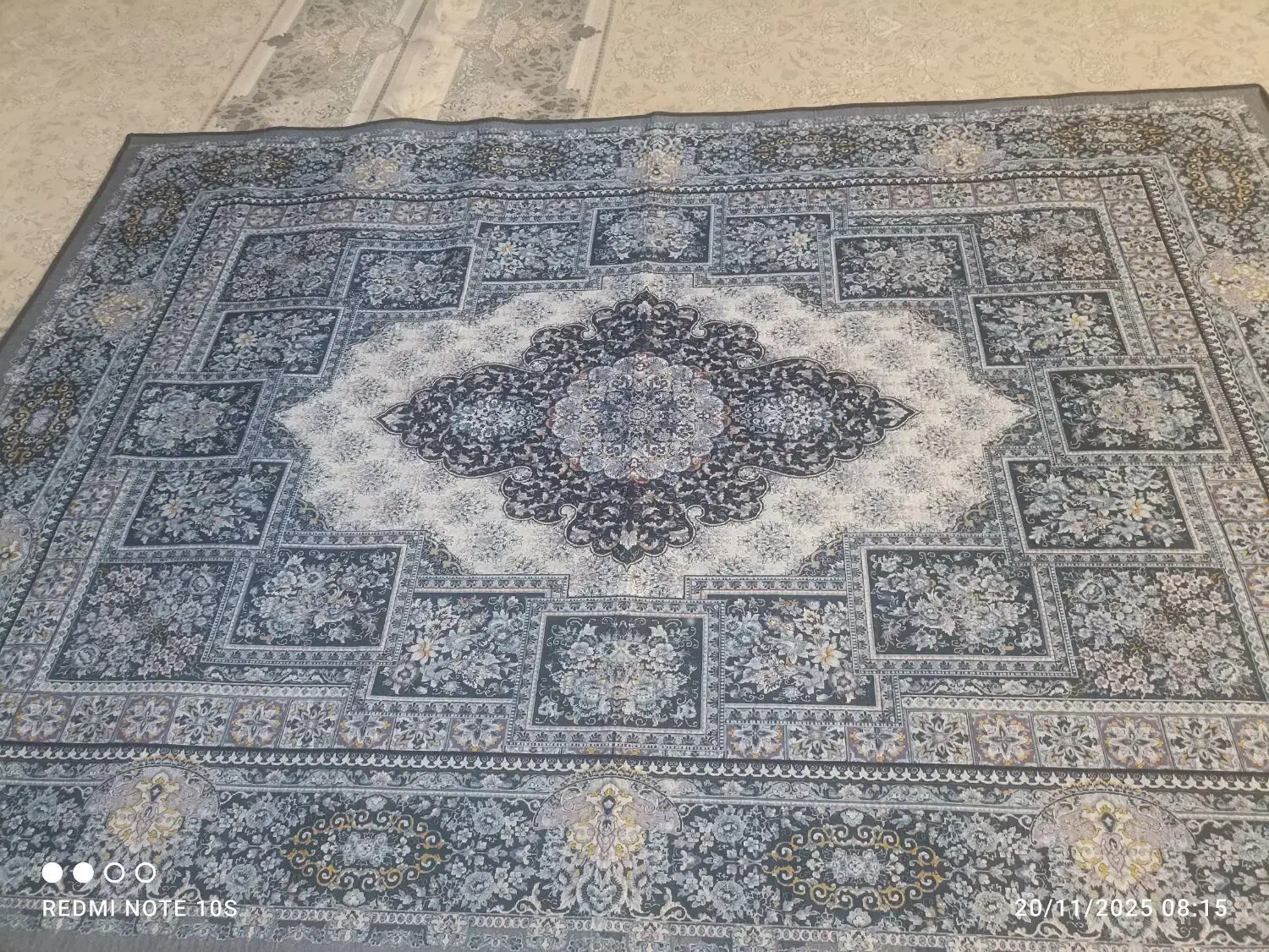 رو فرشی نمدی|روفرشی|ایلام, |دیوار