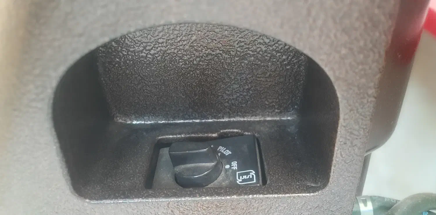 بخاری آدنیس ۹۰۰۰|بخاری، هیتر، شومینه|رشت, ترمینال|دیوار