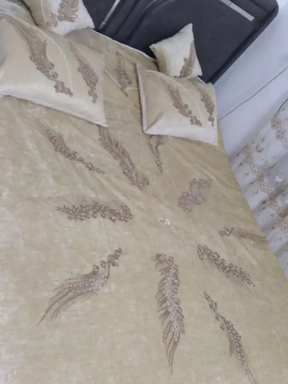 روتختی مروارید دوری وشیک|رختخواب، بالش، پتو|تربت جام, نظامی|دیوار