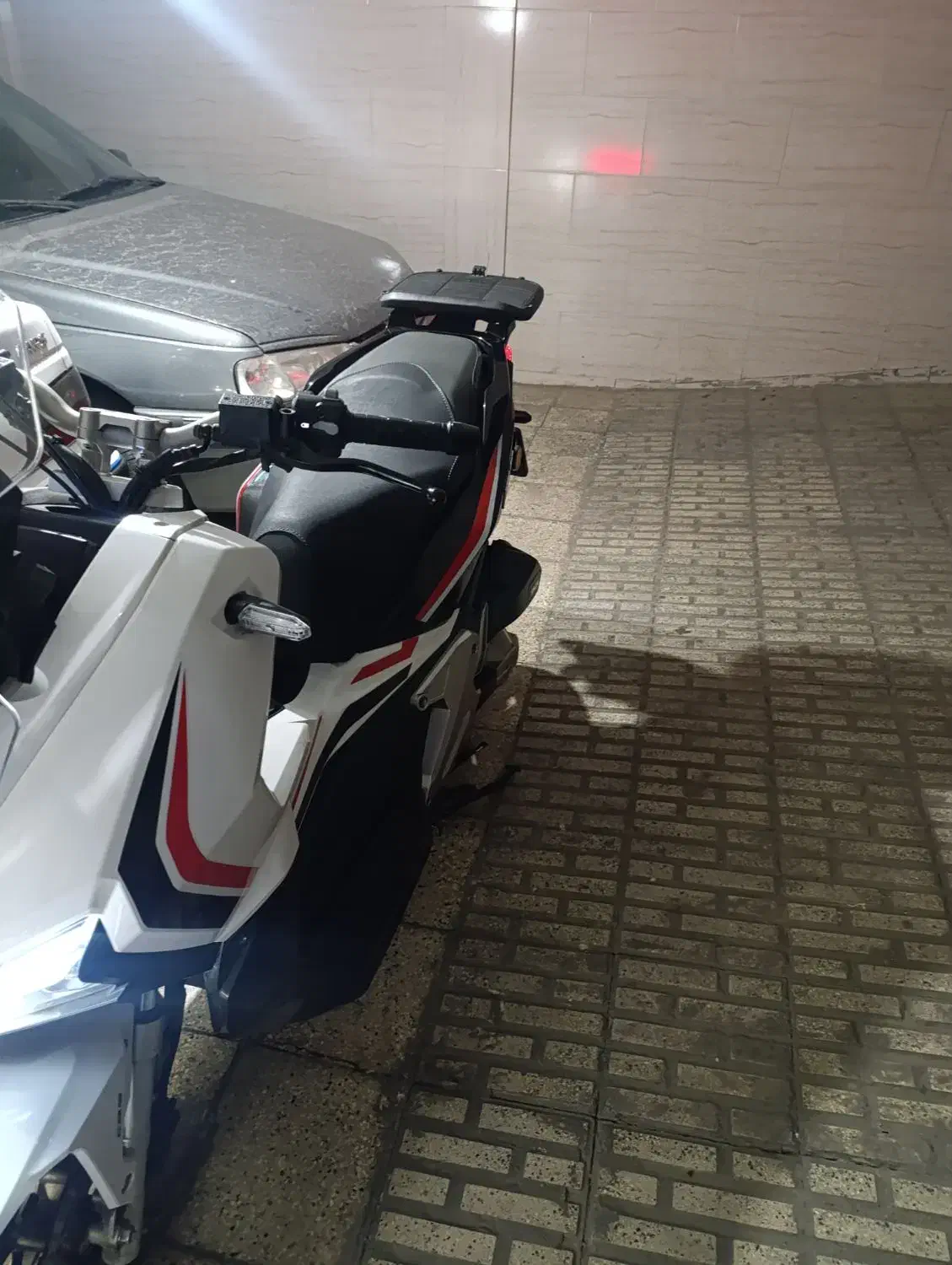 موتور ای جی وی|موتورسیکلت|تهران, مسعودیه|دیوار