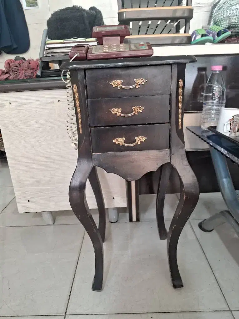 میز تلفن|میز تلفن|کرمانشاه, |دیوار