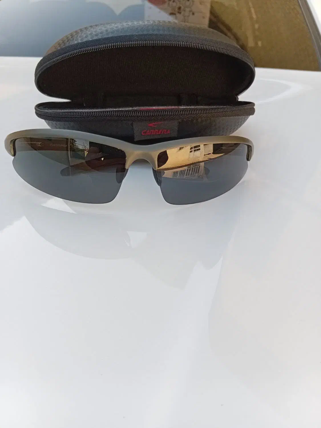 عینک آفتابی برند کراررپلاریزه|زیورآلات و اکسسوری|فردیس, منظریه|دیوار