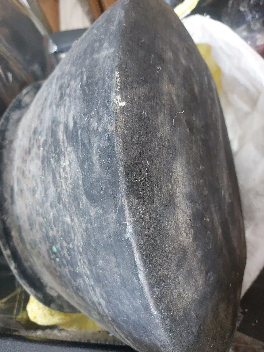 دیگ مسی قدیمی|کلکسیون اشیاء عتیقه|لنگرود, |دیوار