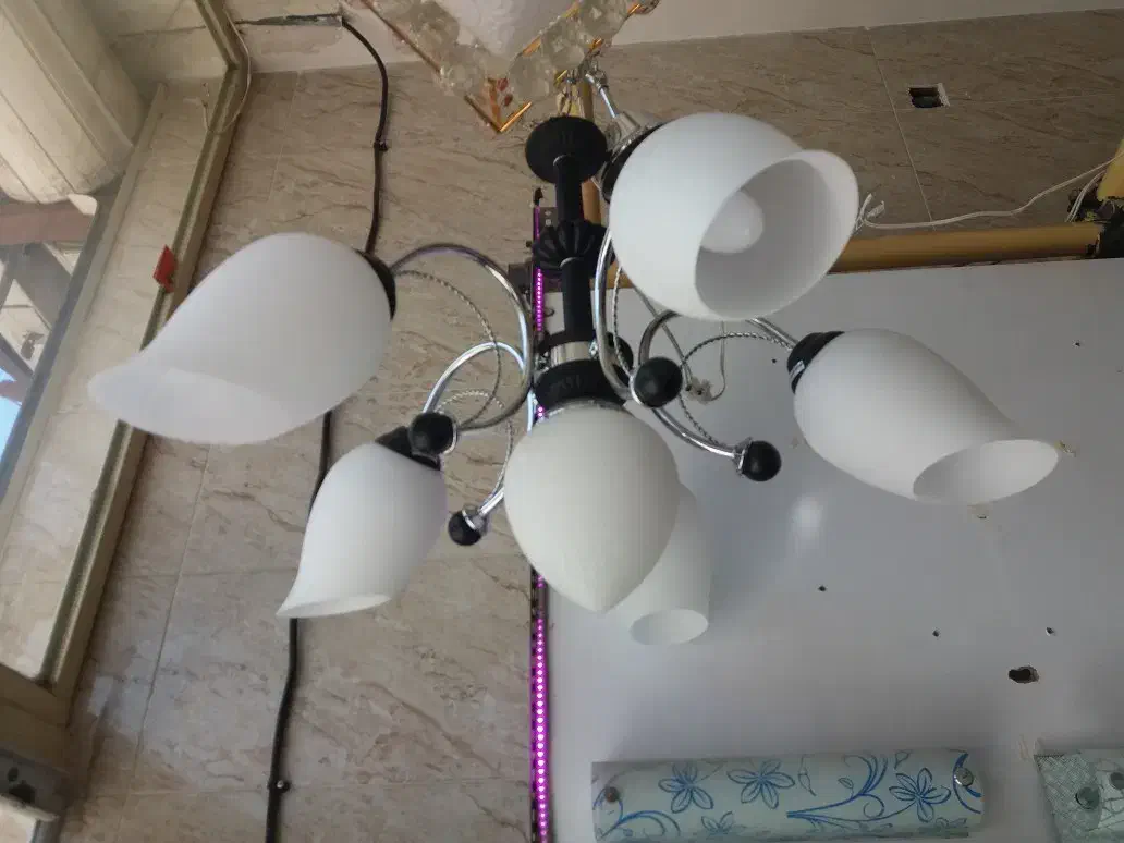 فروش لوستر با قیمت استسنائی|لوستر و چراغ آویز|خمینی‌شهر, |دیوار