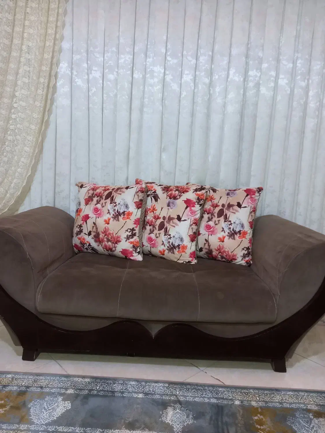 مبل راحتی|مبلمان خانگی و میز عسلی|هشتگرد, شهرک راه آهن|دیوار