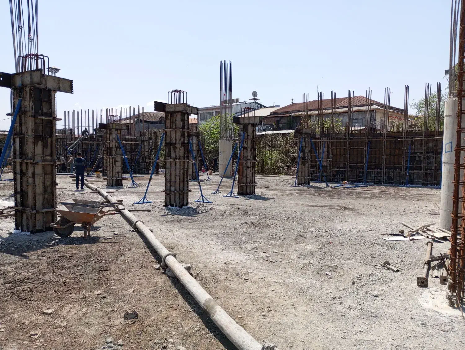 آزمایشگاه بتن|استخدام معماری، عمران و ساختمانی|تنکابن, |دیوار