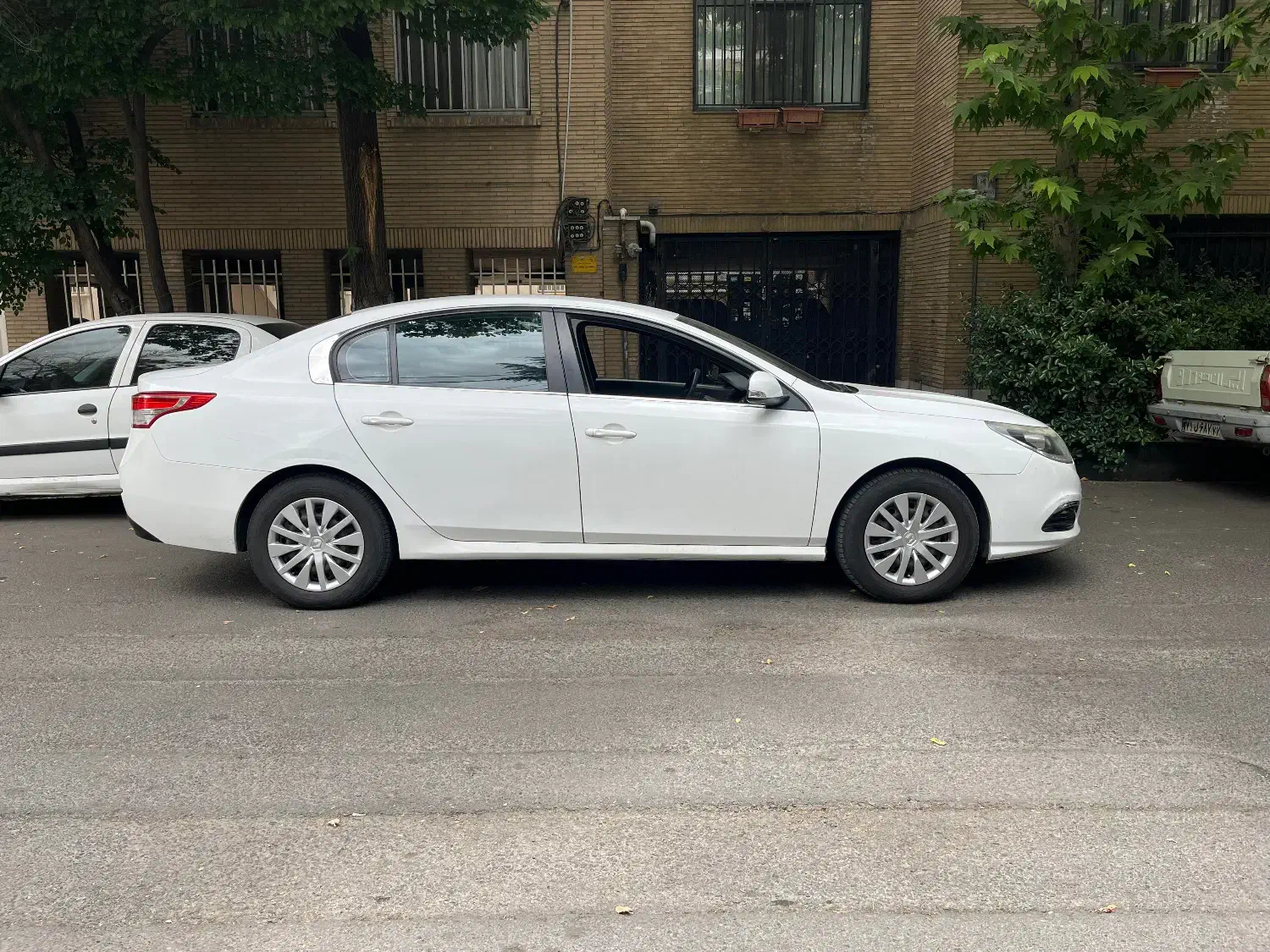 رنو سفران ۲۰۱۶ PE سفید اتومات بی نقص کارشناسی شده|خودرو سواری و وانت|تهران, سعادتآباد|دیوار