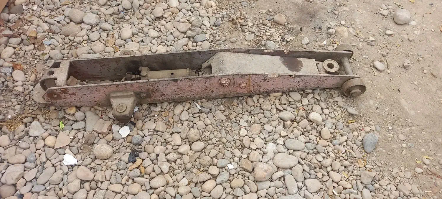 جک سوسماری|ابزارآلات|گنبد کاووس, |دیوار