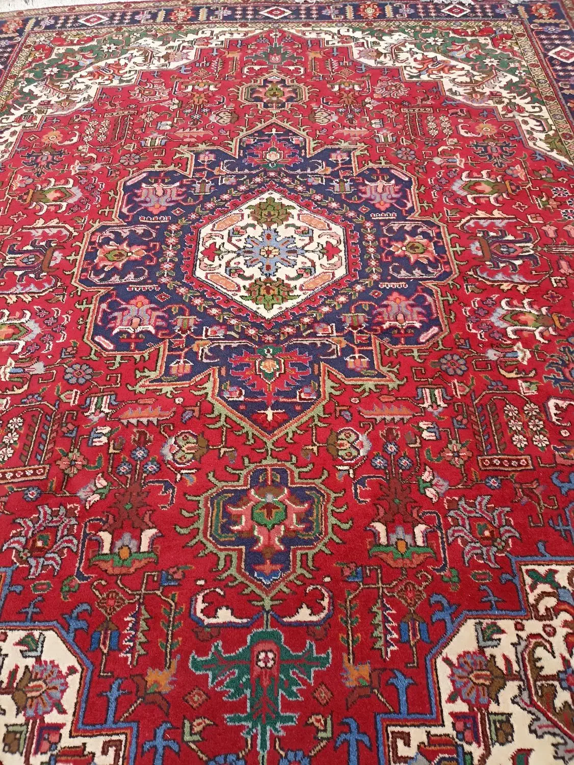 12متری نقشه قباآذرشهر بسیار خاص|فرش|تهران, آرژانتین|دیوار