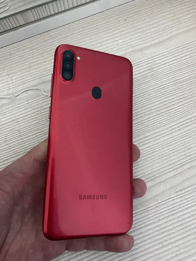 a11 قرمز|موبایل|کرمانشاه, |دیوار