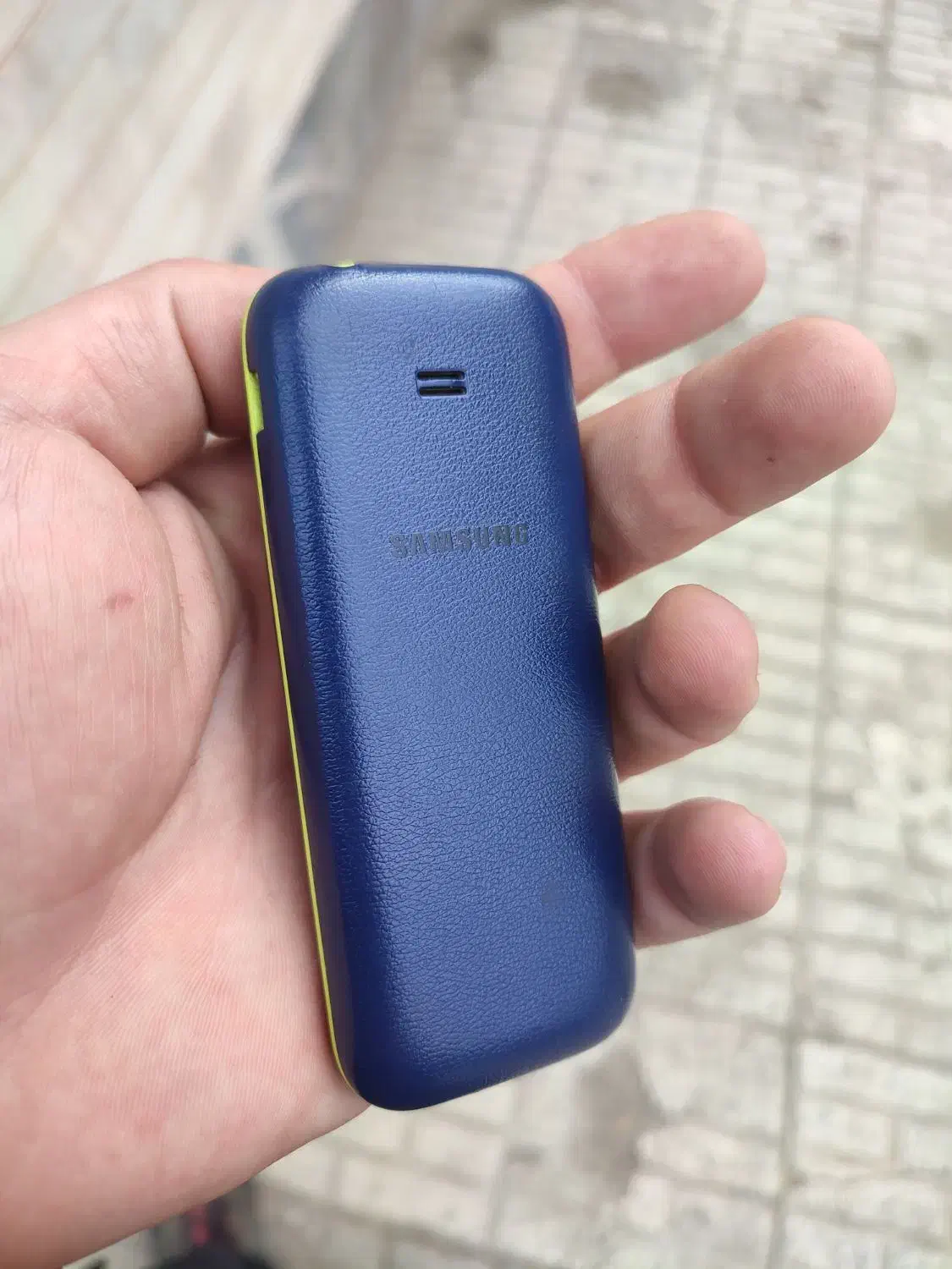 موبایل ساده سامسونگ|موبایل|بروجرد, |دیوار