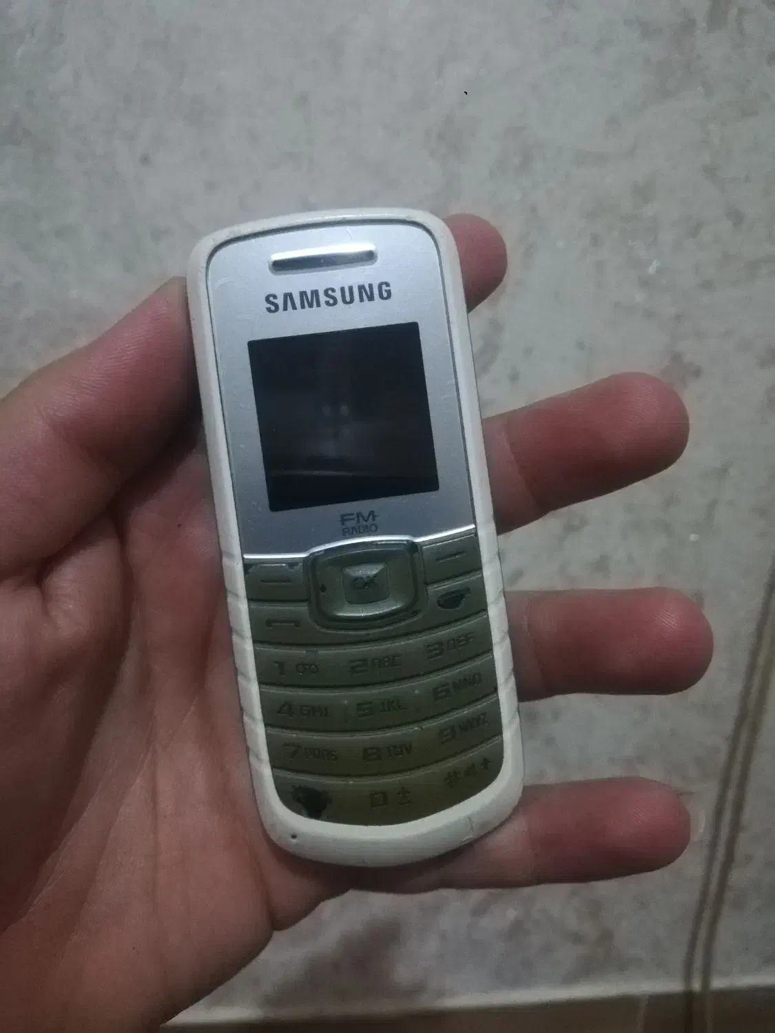 گوشی موبایل معمولی سامسونگ|موبایل|تهران, میدان میوه و تره‌بار مرکزی|دیوار