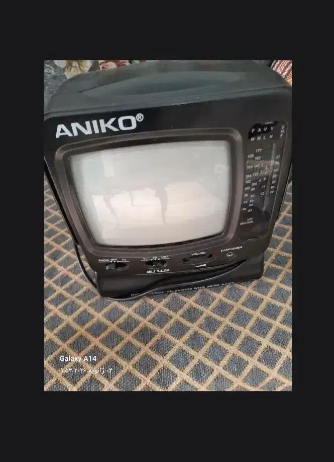 تلویزیون کوچک قدیمی|تلویزیون و پروژکتور|رباطکریم, الارد|دیوار