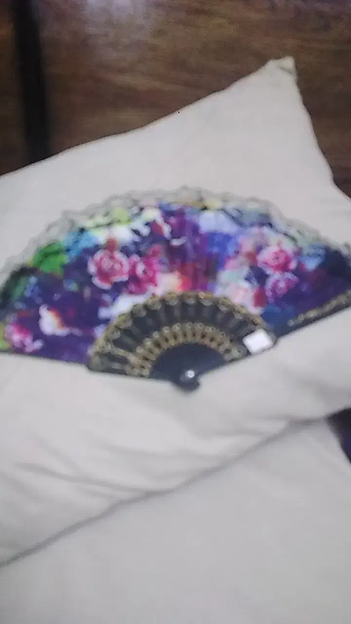 کمی تاره اما پیداس باد بزن مجلسی|صنایع دستی و سایر لوازم تزئینی|ابریشم, |دیوار