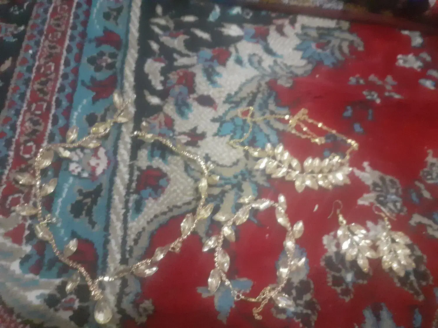 گوشواره -گردنبند|بدلیجات|قروه, |دیوار