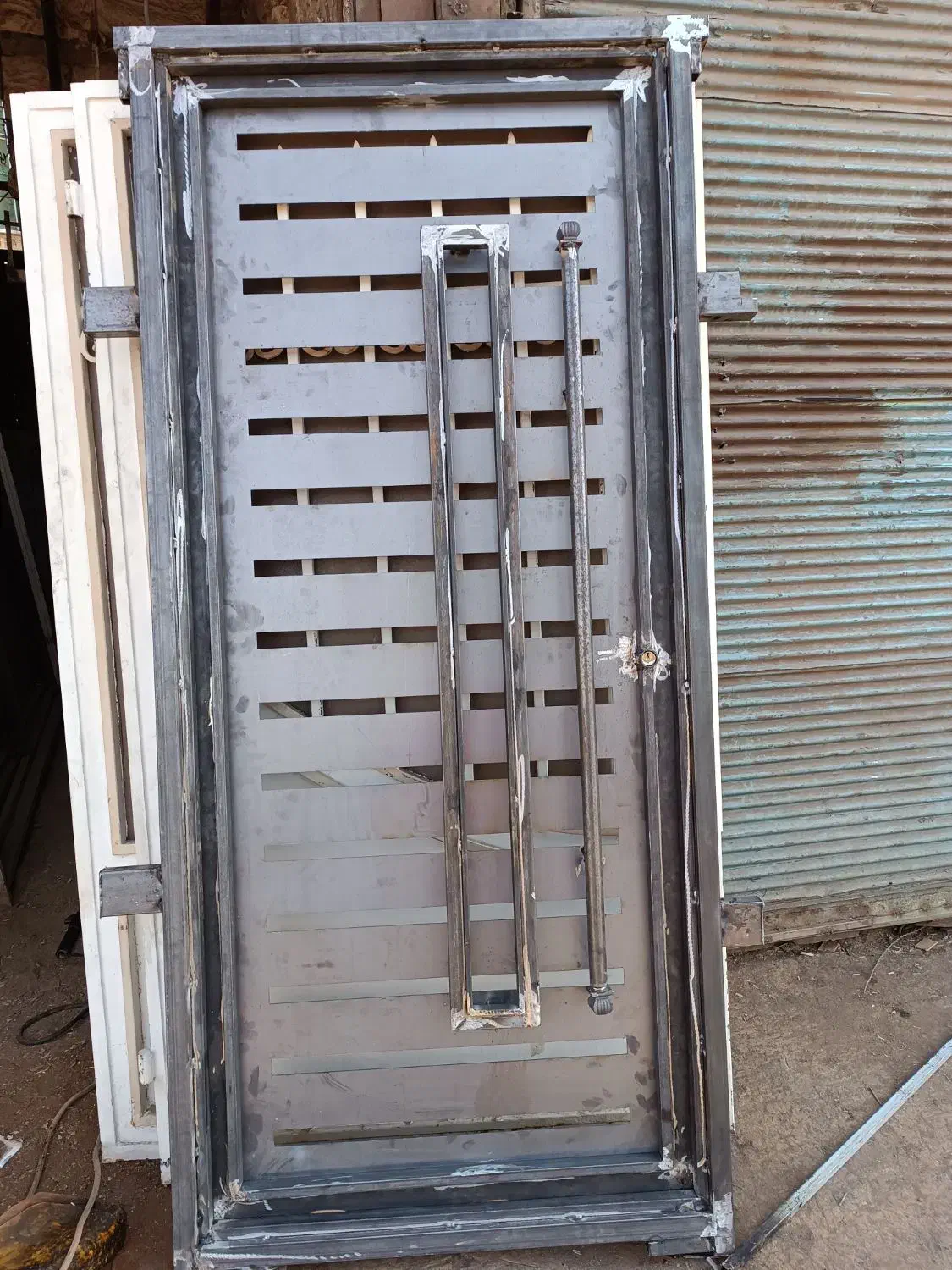 ساخت درب حیاط باغ کیلو 92|مصالح و تجهیزات ساختمان|قم, زنبیل آباد|دیوار