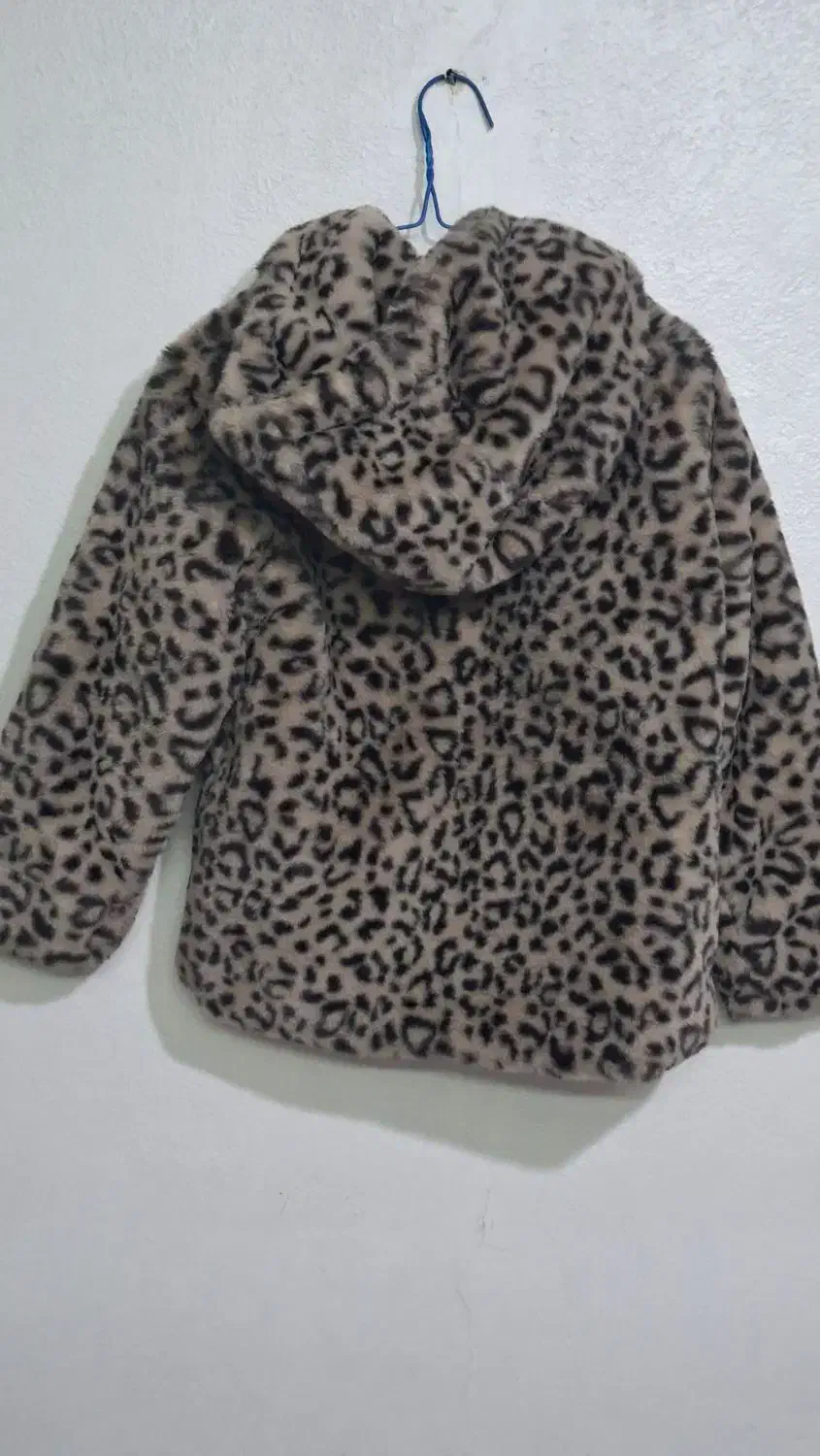 پالتو پشمی منگودر حد نو|کفش و لباس بچه|تهران, زعفرانیه|دیوار